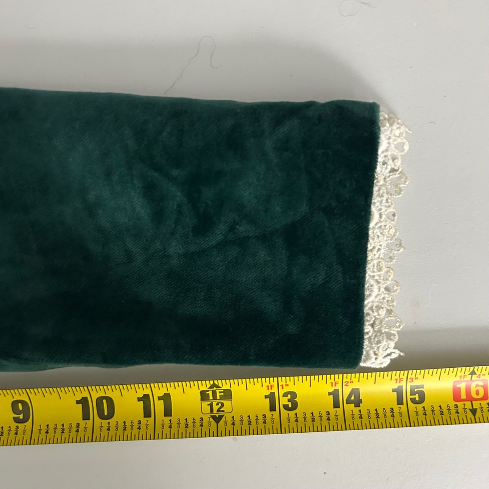VTG Raul Blanco Girls Dress Victorian Cottagecore Green Velvet Lace Sash Size 10 - Picture 14 of 15